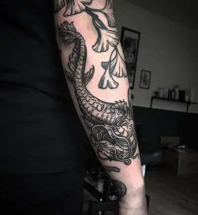 Monpierre - Tatouage Nantes - blackwork blackworkers nantestattoo