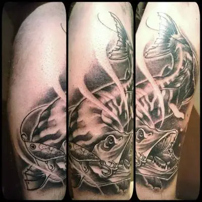 Ariane - Tatouage Nantes - tattoo fish mudtattoo
