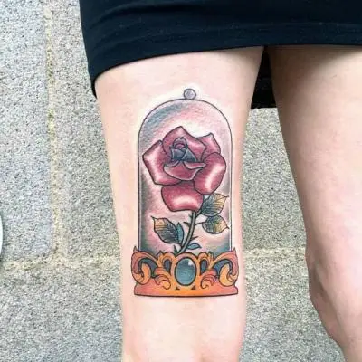 Ariane - Tatouage Nantes - rose neotrad tattoo