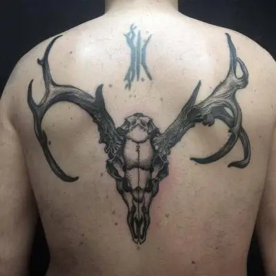 Monpierre - Tatouage Nantes - engraving engravingtattoo inkedgirls