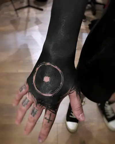 Ornela - Tatouage Nantes - tattoo nantestattoo naoned