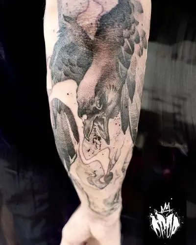 Drop - Tatouage Nantes - crow corbeau crowtattoo