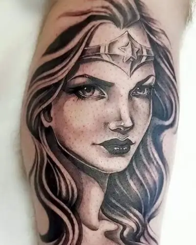 Ariane - Tatouage Nantes - wonderwoman comics tattoowork