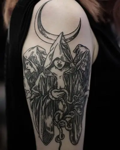 Monpierre - Tatouage Nantes - engravingtattoo engraverstattoos etchingtattoo