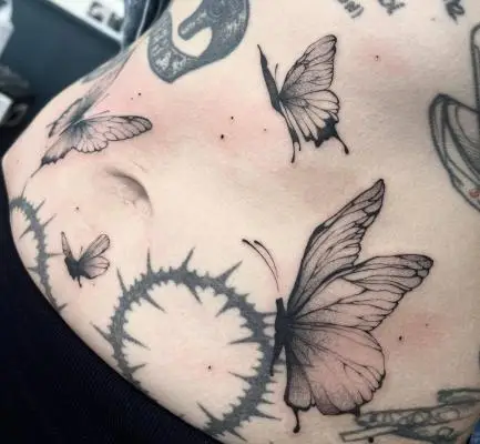 Drop - Tatouage Nantes - butterfly butterflytattoo stomachtattoo