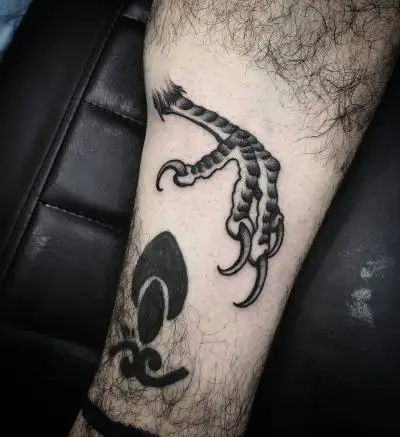 Ornela - Tatouage Nantes - tattoo crow nantes