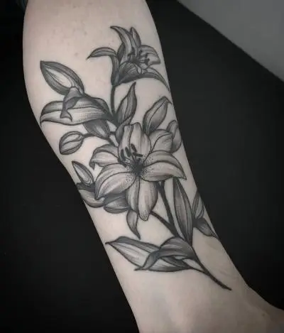 Ornela - Tatouage Nantes - nantes nantestattoo naoned