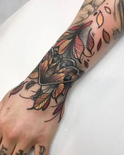 Ariane - Tatouage Nantes - moth mothtattoo tattoooftheday