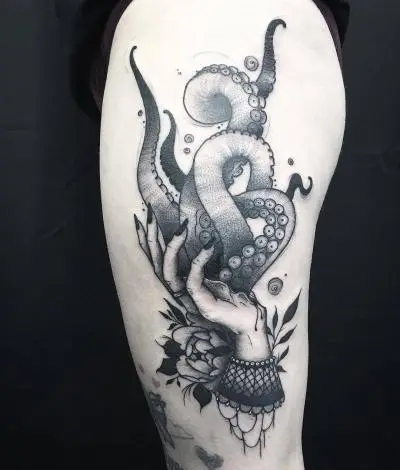 Ornela - Tatouage Nantes - ink inked ironink