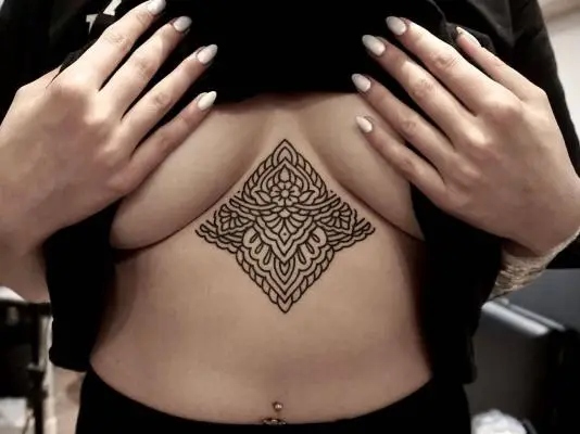 Ornela - Tatouage Nantes - tattoo nantes nantestattoo