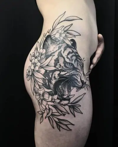 Ornela - Tatouage Nantes - tattoo nantestattoo ink