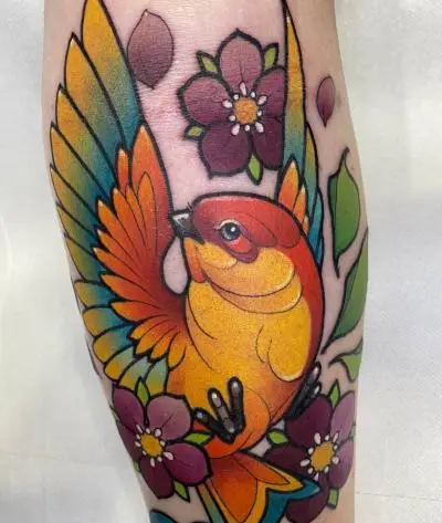 Ariane - Tatouage Nantes - bird birdtattoo flowers