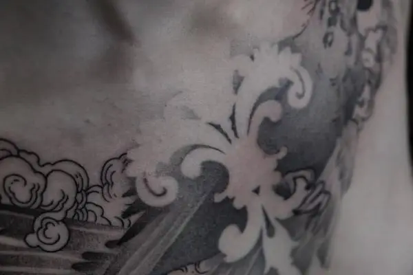 Drop - Tatouage Nantes - chesttattoo chesttattoos crowtattoo