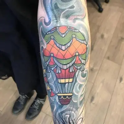 Ariane - Tatouage Nantes - balloon tattoooftheday inked