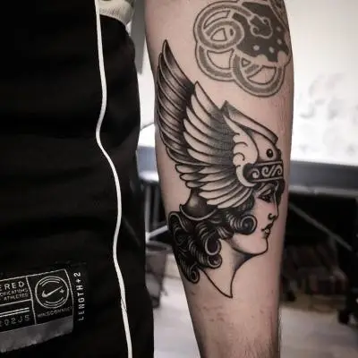 Monpierre - Tatouage Nantes - engraving engravingtattoo inkedgirls
