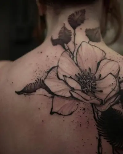 Drop - Tatouage Nantes - floraltattoo backtattoo blackwork