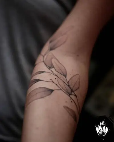 Drop - Tatouage Nantes - vegetal vegetaltattoo flowertattoo