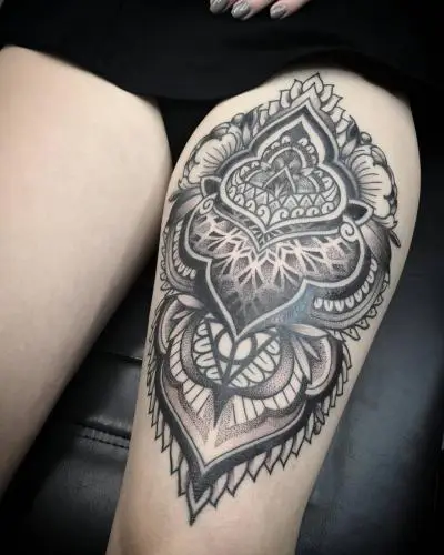Ornela - Tatouage Nantes - tattoo nantes nantestattoo