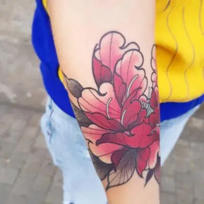 Ariane - Tatouage Nantes - peonytattoo flowertattoo tattoooftheday