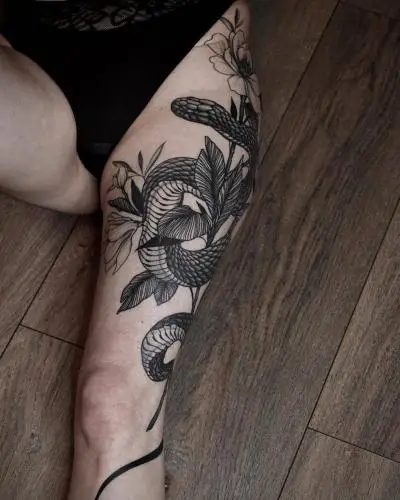 Ornela - Tatouage Nantes - whipshading darkart nantestattoo