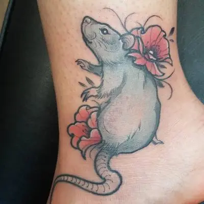 Ariane - Tatouage Nantes - rat rattattoo poppytattoo