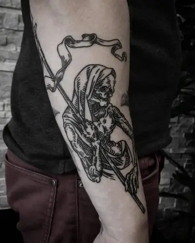 Monpierre - Tatouage Nantes - mesniehellequin medievalart medievaltattoo
