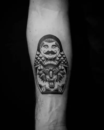 Monpierre - Tatouage Nantes - blacktraditionaltattoo blackworkerssubmission blackworktattoo