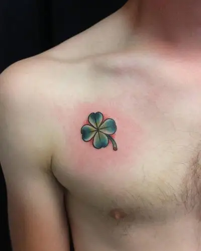 Monpierre - Tatouage Nantes - traditionaltattoo shamrocktattoo colortattoo