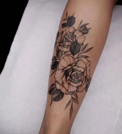 Ornela - Tatouage Nantes - tattoo rose rosetattoo