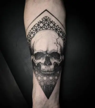 Ornela - Tatouage Nantes - tattoo pattern patterntattoo